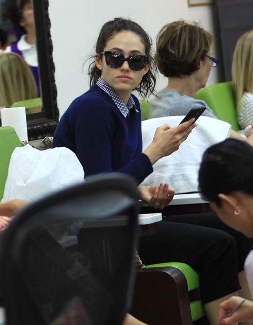 Emmy Rossum at a Nail Salon in Beverly Hills 13