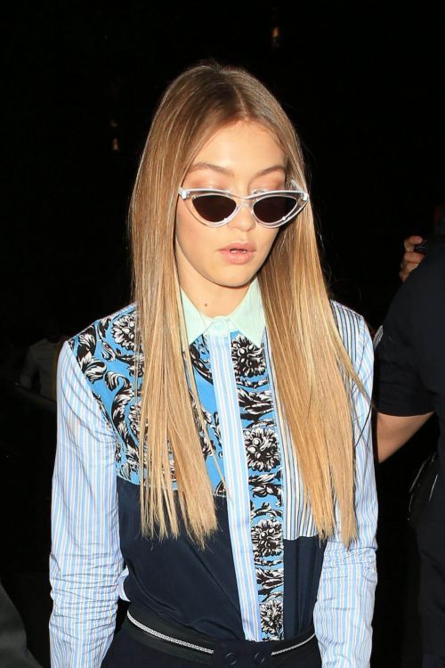 Gigi Hadid and Bella Hadid Out for Dinner in Milan 22