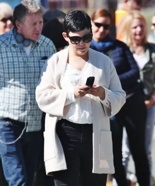 Ginnifer Goodwin Stills on the Set of Once Upon a Time in Vancouver
