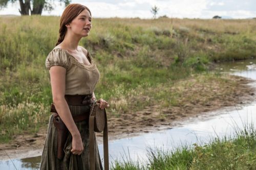 Haley Bennett - The Magnificent Seven (2016) Promos - 15/09/2016 1
