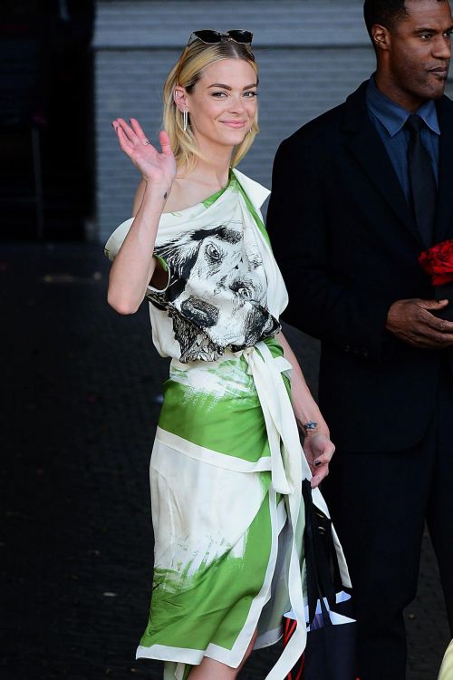 Jaime King Stills Leaves a RevlonEvent at Chateau Marmont in West Hollywood 6