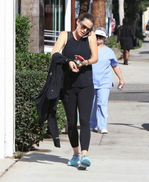 Jennifer Garner Stills Out and About in Los Angeles 6