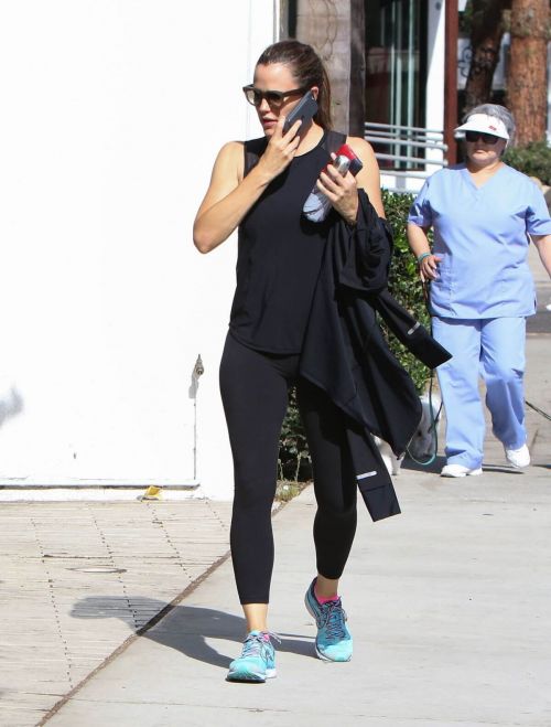 Jennifer Garner Stills Out and About in Los Angeles 10