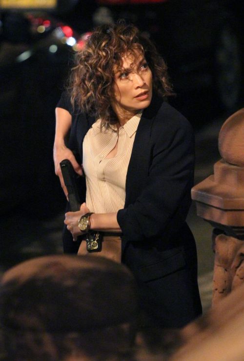 Jennifer Lopez on the Set of Shades of Blue in New York 2