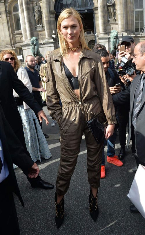 Karlie Kloss Stills Leaves Lanvin Spring/Summer 2017 Fashion Show at Paris Fashion Week