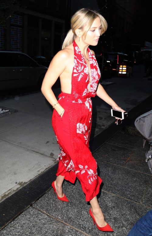 Kate Hudson Stills Arrives at NBC Studios in New York