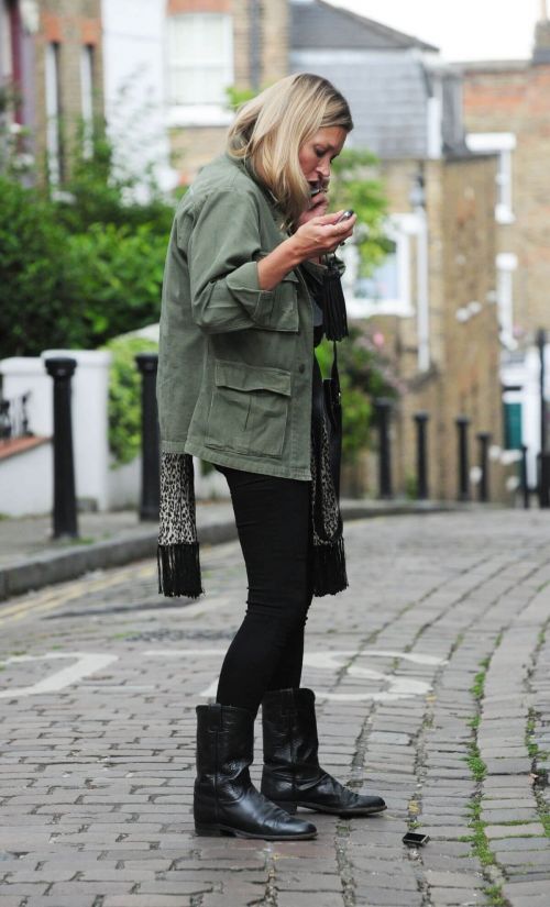 Kate Moss Out and About in London 4
