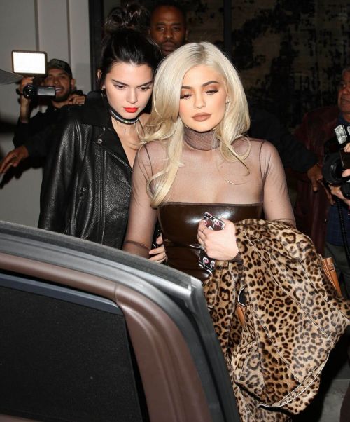 Kendall Jenner and Kylie Jenner at Catch Restaurant in West Hollywood 17