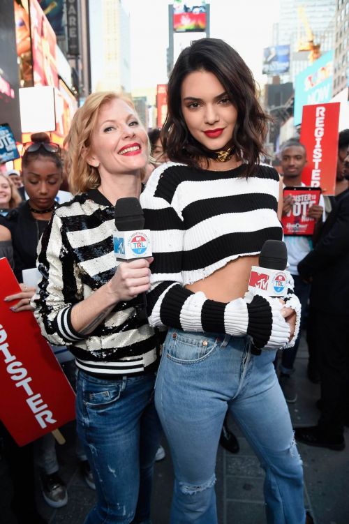 Kendall Jenner Stills at MTV Total Registration Live at Times Square in New York