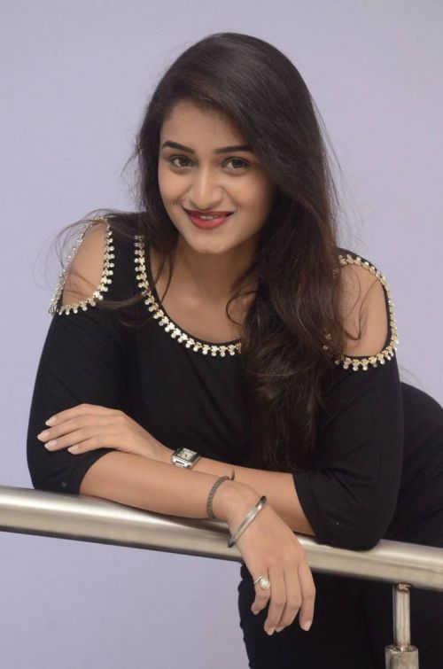 Kiran Chetwani at Lakshmi Devi Samarpinchu Nede Chudandi Disc Function 11