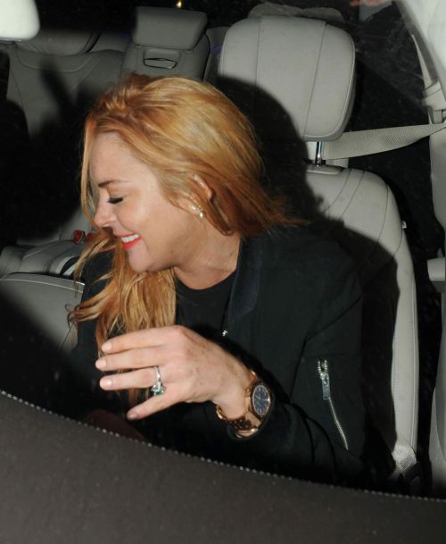 Lindsay Lohan Leaves Libertine Nightclub in London Photos 10