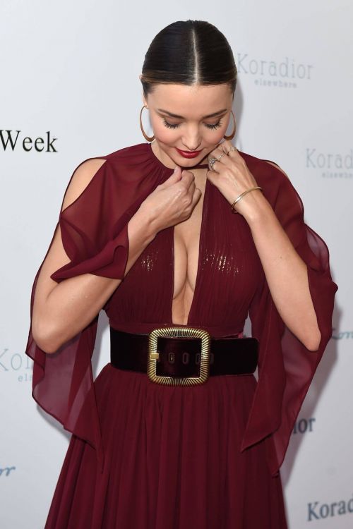 Miranda Kerr Stills Leaves Koradior Fashion Show in Milan