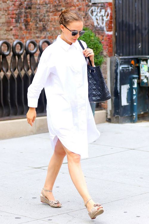 Natalie Portman Leaves Her Hotel in New York 12