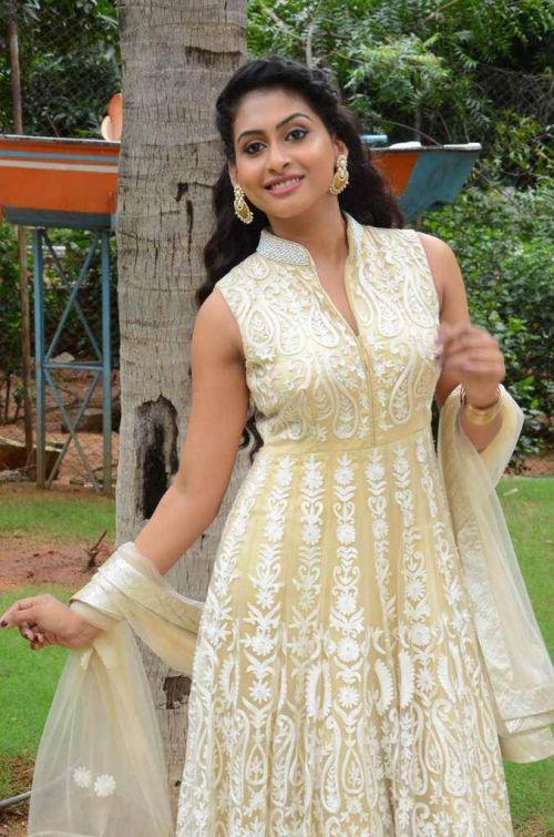 Nithya Naresh at Nandini Nursing Home First Look Launch 4