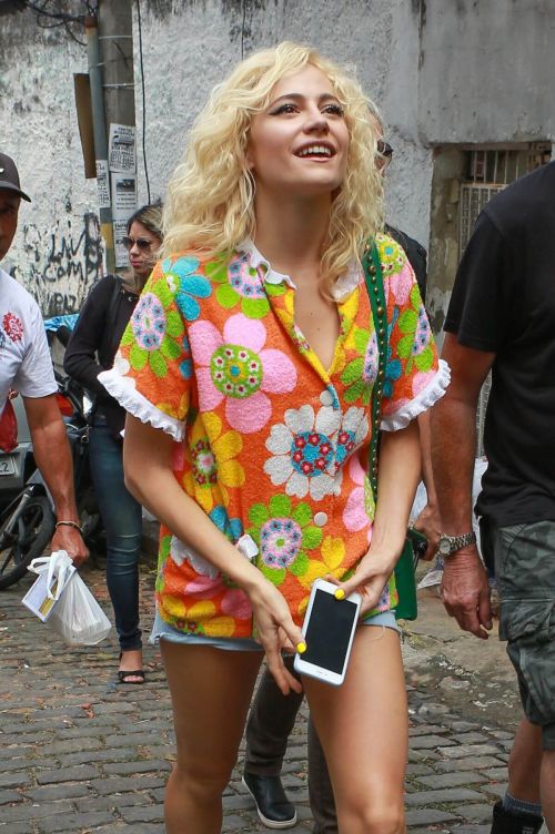 Pixie Lott Stills on the Set of 