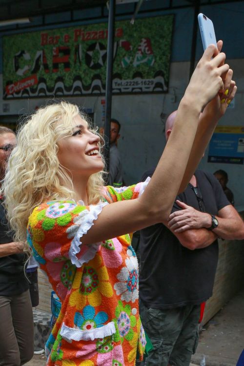 Pixie Lott Stills on the Set of 