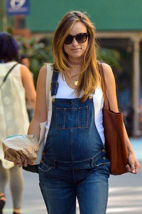 Pregnant Olivia Wilde Stills Out and About in New York 7