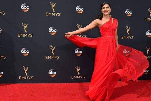 Priyanka Chopra at Emmy Awards 2016 Photos 5
