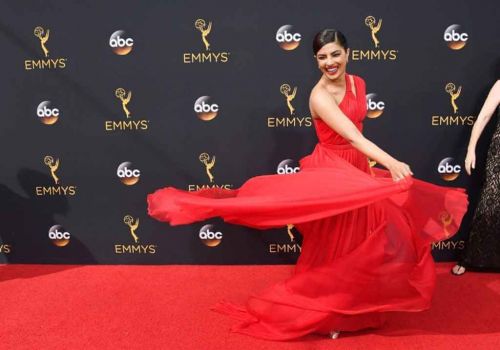 Priyanka Chopra at Emmy Awards 2016 Photos 3