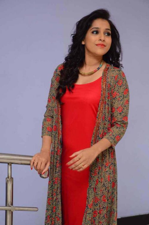 Rashmi Gautam at Tanu Vachenanta Movie Song Launch Photos 9