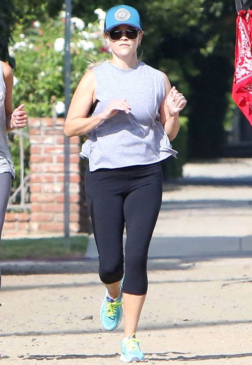 Reese Witherspoon Out and About in Brentwood 7