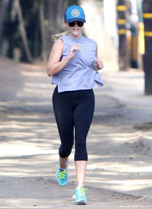 Reese Witherspoon Out and About in Brentwood 8