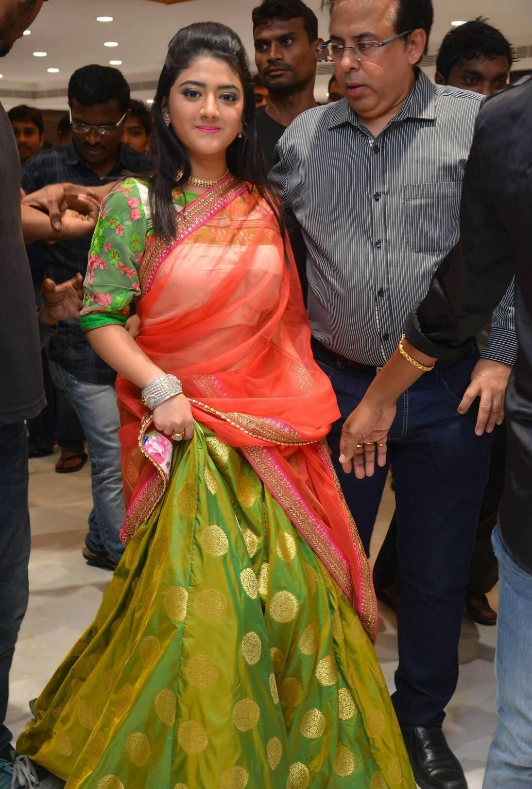 Shriya Sharma at Kalamandir 25 Store Launch Photos