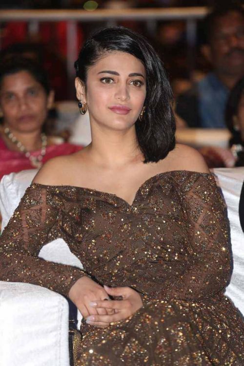 Shruti Haasan at Premam Telugu Audio Launch Photos 1