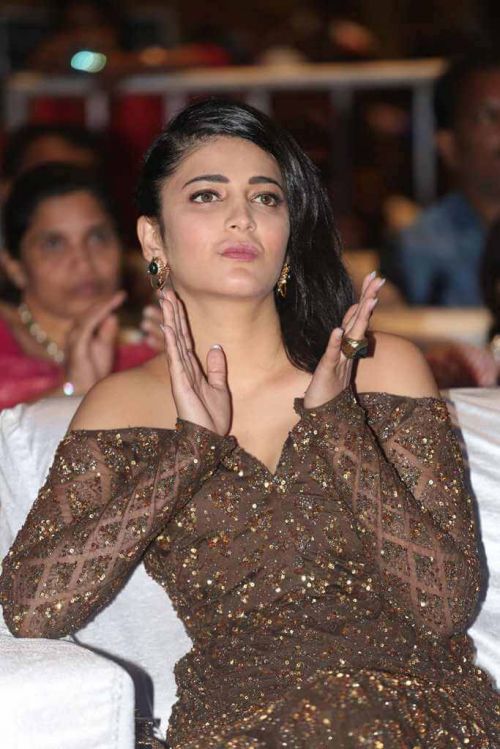 Shruti Haasan at Premam Telugu Audio Launch Photos 6