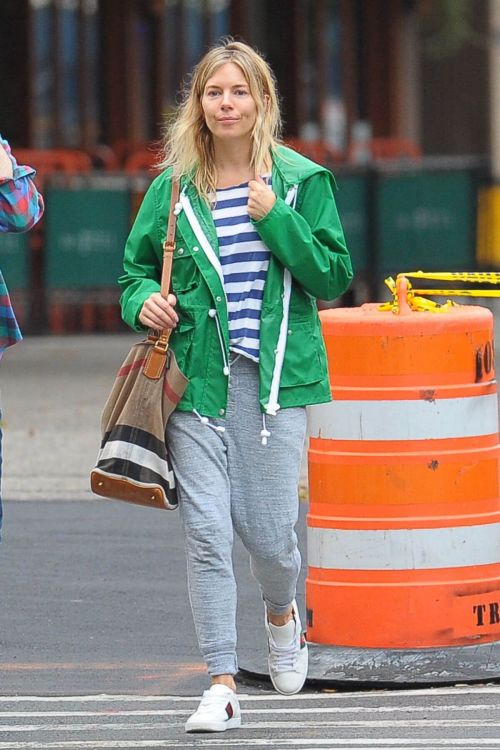 Sienna Miller Stills Out and About in Soho 7