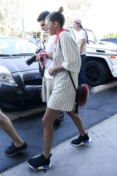 Sofia Richie Leaving Mauro