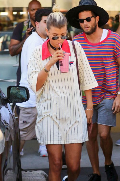 Sofia Richie Leaving Mauro