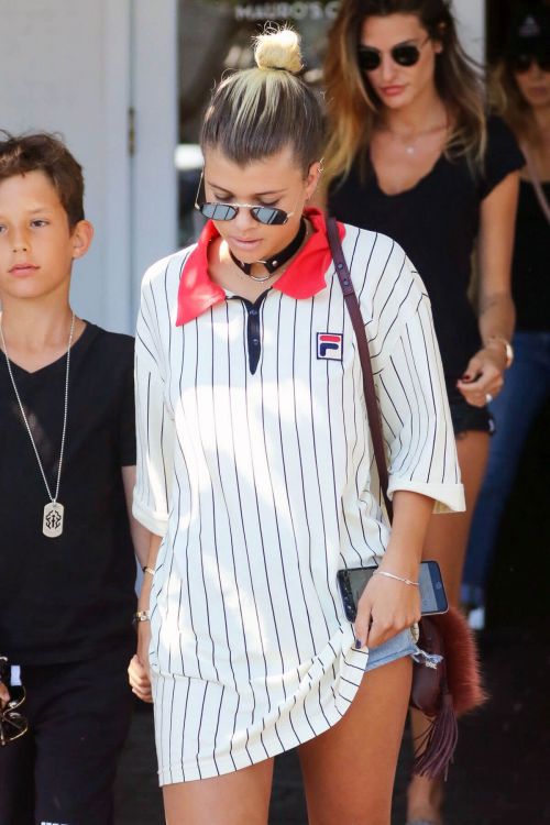 Sofia Richie Leaving Mauro