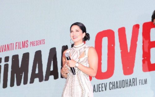 Sunny Leone at Beiimaan Love Trailer Launch Photos 2