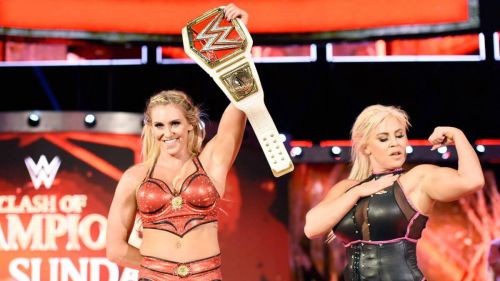 WWE Raw : Sasha Banks & Becky Lynch def. WWE Women Champion Charlotte & Dana Brooke 14