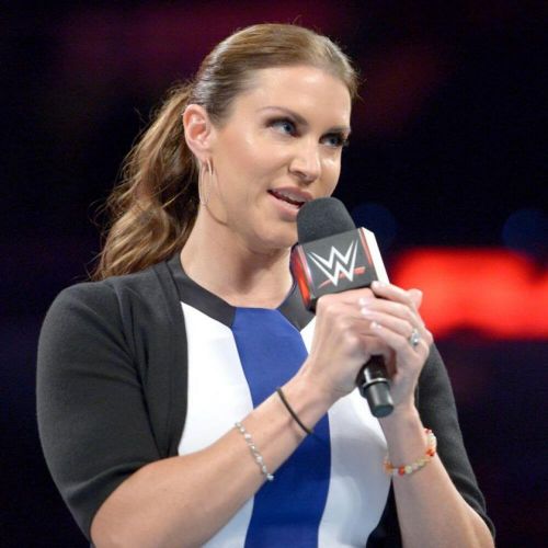 WWE Raw : Stephanie Mcmahon - 19/09/2016