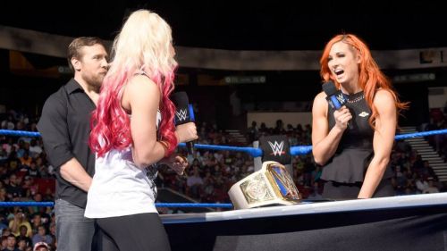 WWE SmackDown Live : Becky Lynch and Alexa Bliss - 20/09/2016 12