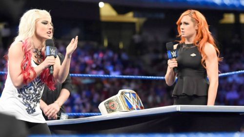 WWE SmackDown Live : Becky Lynch and Alexa Bliss - 20/09/2016 14
