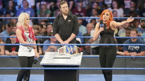 WWE SmackDown Live : Becky Lynch and Alexa Bliss - 20/09/2016 15