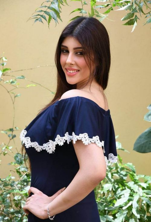 Aditi Singh Hot at Guntur Talkies 2 Movie Launch Photos 21