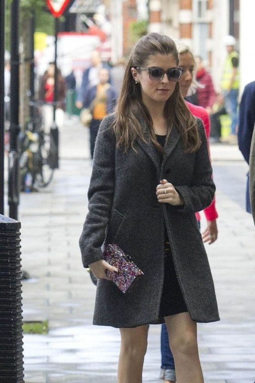 Anna Kendrick Stills Out and About in London Photos 3