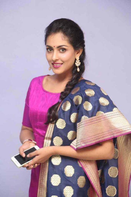 Madhu Shalini Photos in Violet Punjabi Dress 2