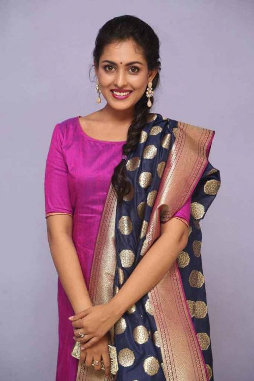 Madhu Shalini Photos in Violet Punjabi Dress 7