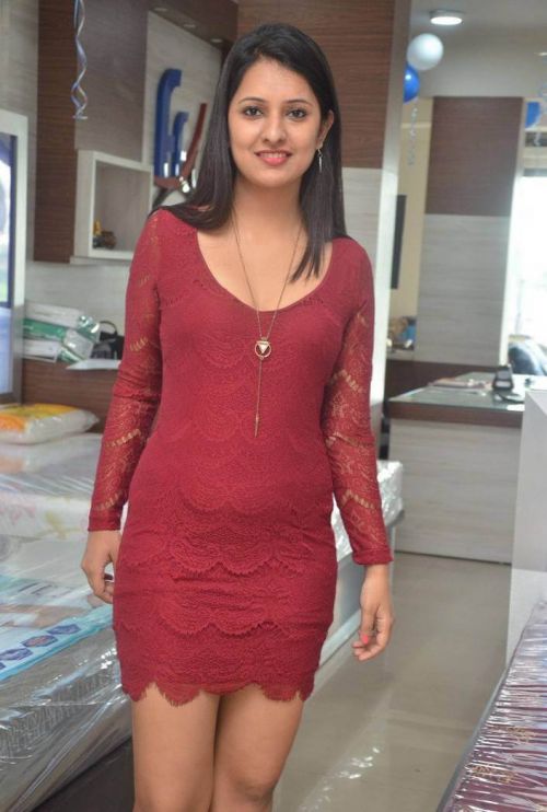 Nikita Bisht Hot Photoshoot at Sleepwell Mattresses Outlet Launch 28
