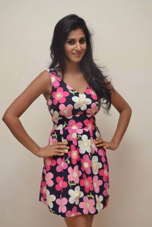 Shamili Sounderajan Hot Photoshoot in Floral Skirt 5