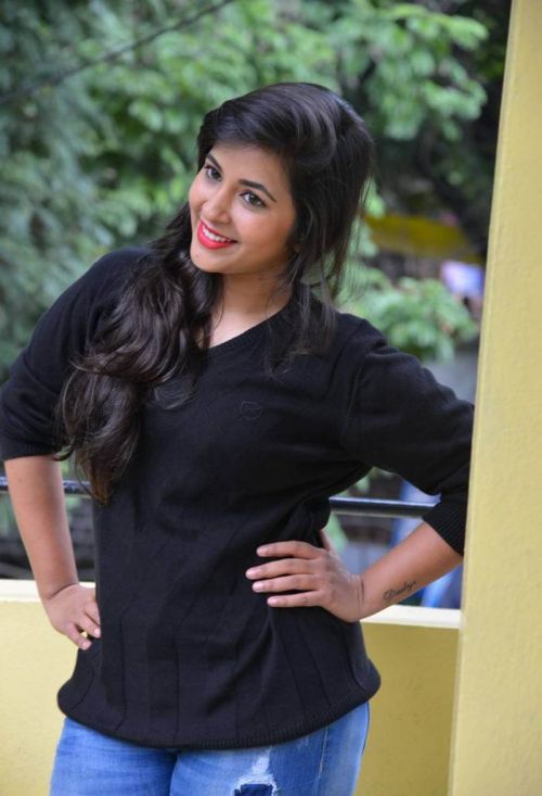 Telugu Actress Komali at Nenu Seethadevi Movie Release Date Press Meet 18