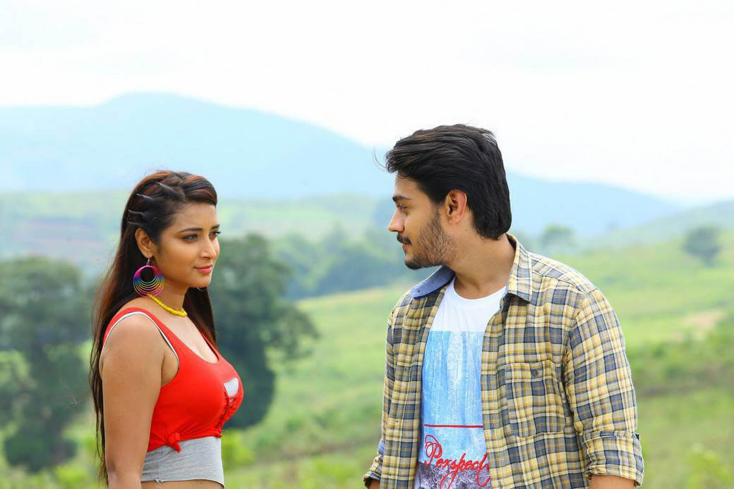 Ram Karthik Iddari Madhya 18 Telugu Movie Photos