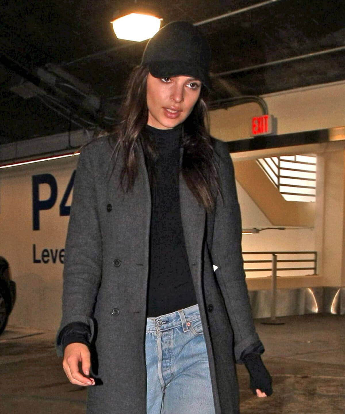 Emily Ratajkowski Stills at Los Angeles International Airport