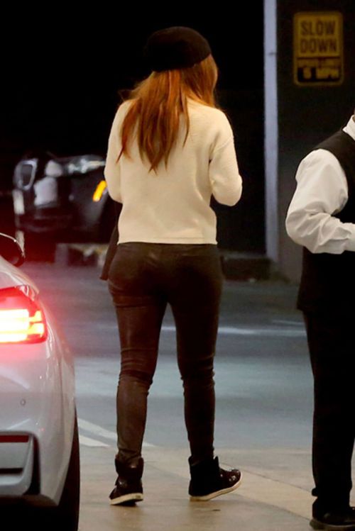 Maria Menounos Stills at Boa Steakhouse in Beverly Hills 8