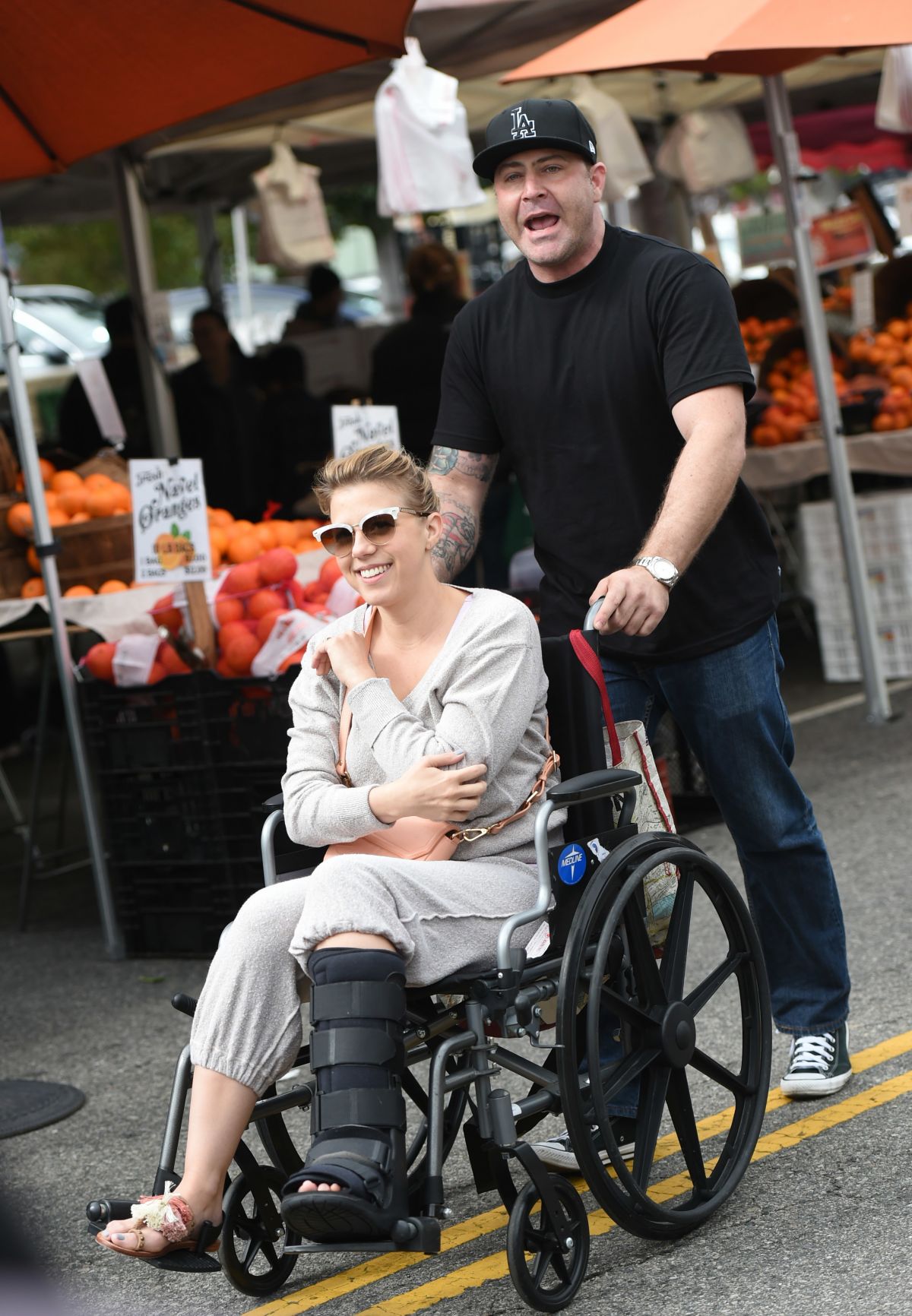 Jodie Sweetin Stills at Farmer's Market in Los Angeles